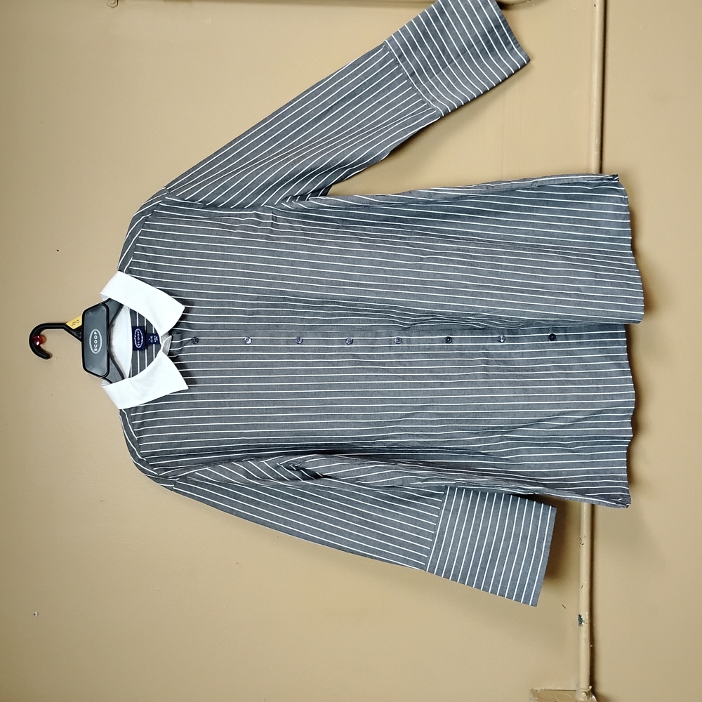 Chaps Gray Striped Button-Up Shirt